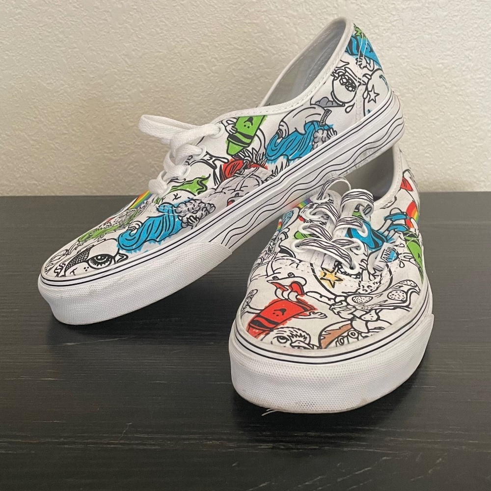 Vans X Crayola Authentic Limited edition women’s 7
